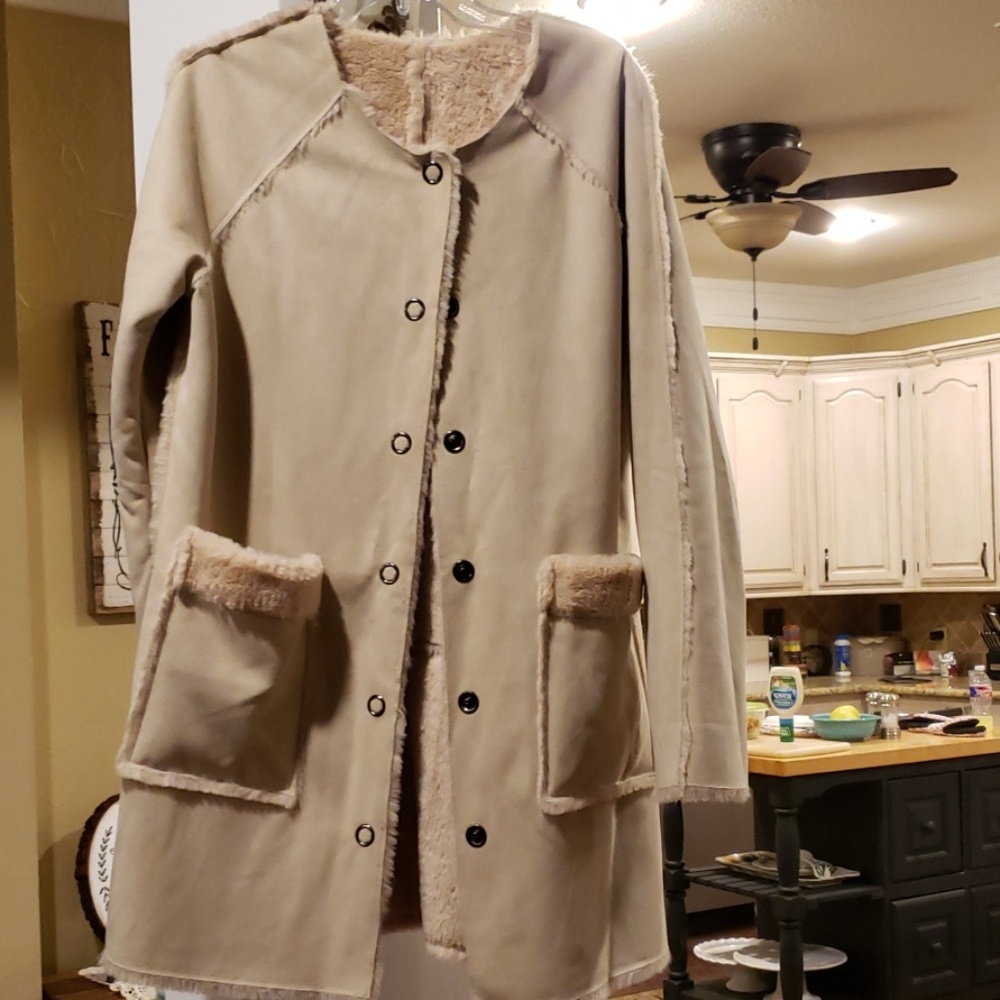 Sundance Coat - Picture 3 of 4